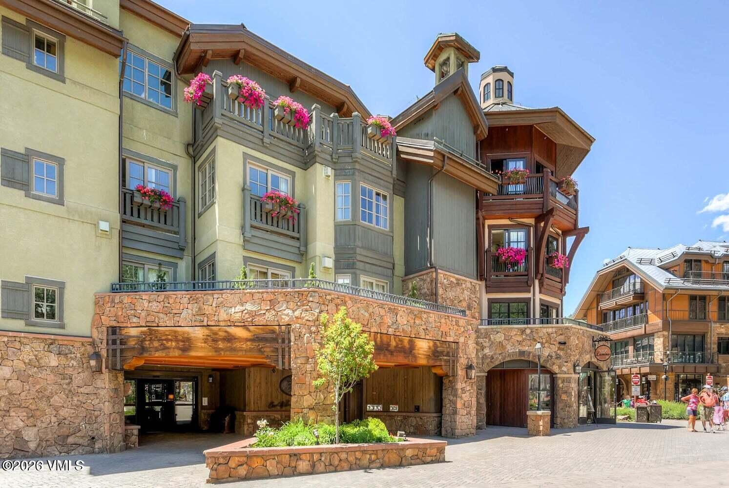 1 Willow Bridge Road, Unit 11 Vail, CO 81657 - Photo 28 of 38 Entrance