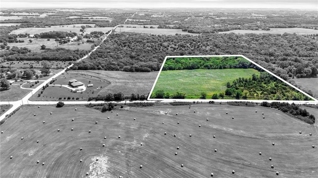 205 North 1700 Road Lecompton, KS 66050 - Photo 2 of 7