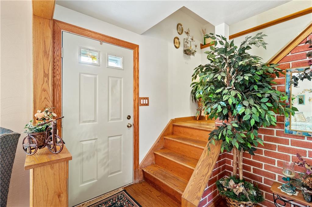 1027 Fiddleback Drive McKees Rocks, PA 15136 - Photo 10 of 25