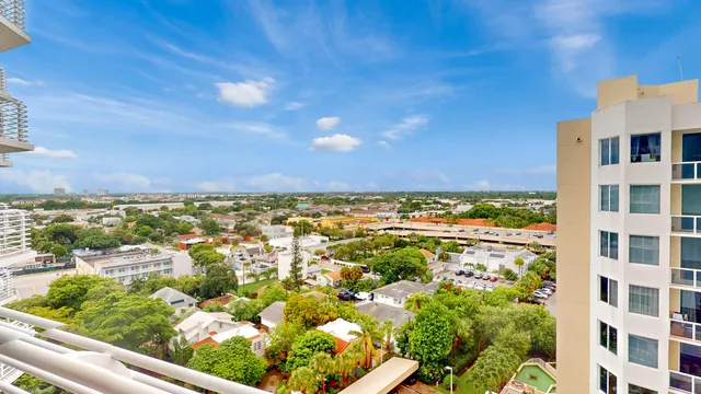 $475,000 | 1551 North Flagler Drive, Unit 1205, West Palm Beach, FL 33401