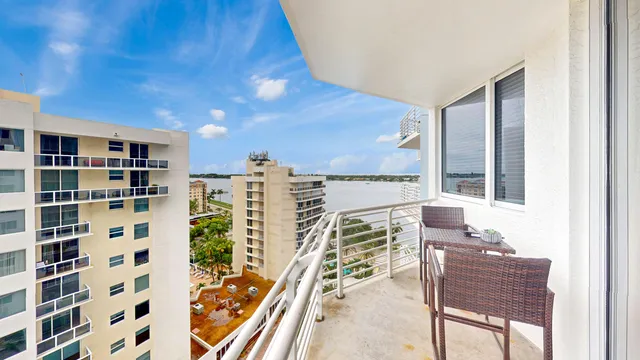 $475,000 | 1551 North Flagler Drive, Unit 1205, West Palm Beach, FL 33401