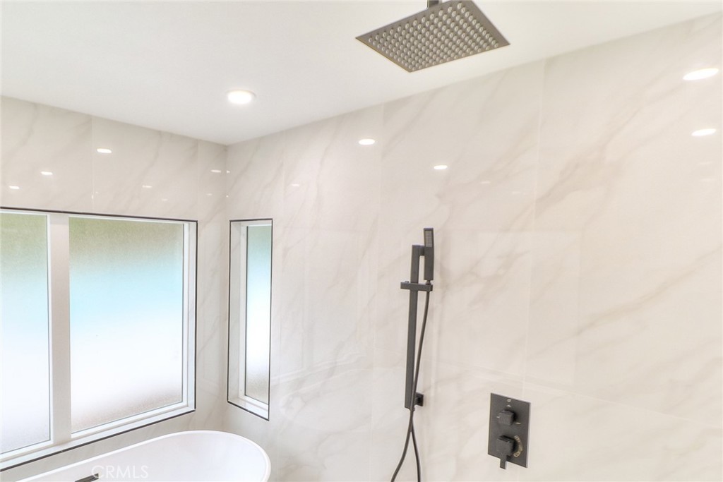 2225 Terraza Place Fullerton, CA 92835 - Photo 45 of 73 Primary Bathroom