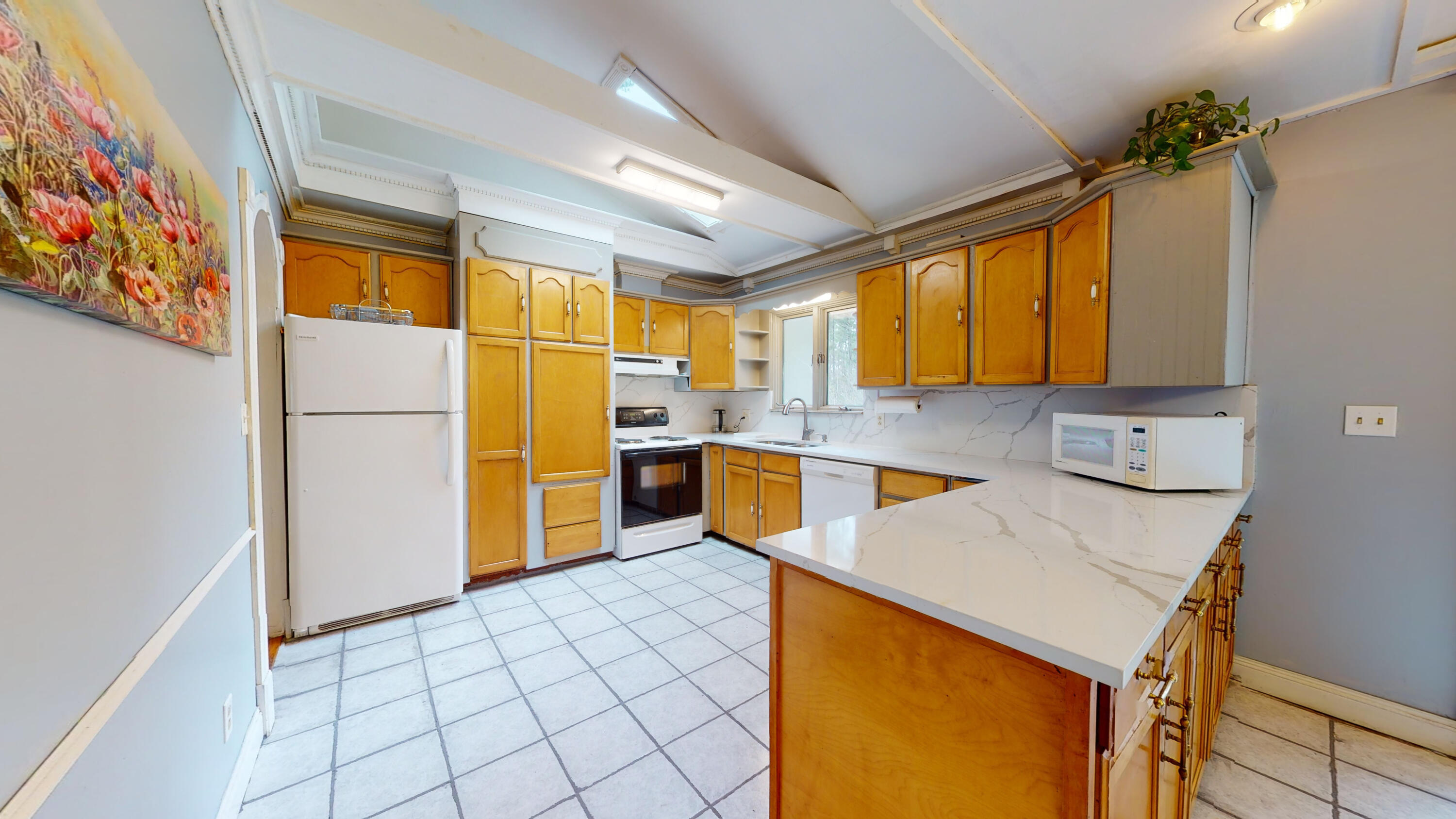 191 Beech Road Eliot, ME 03903 - Photo 4 of 51 191-Beech-Rd-Eliot-ME-03903-05082023_085