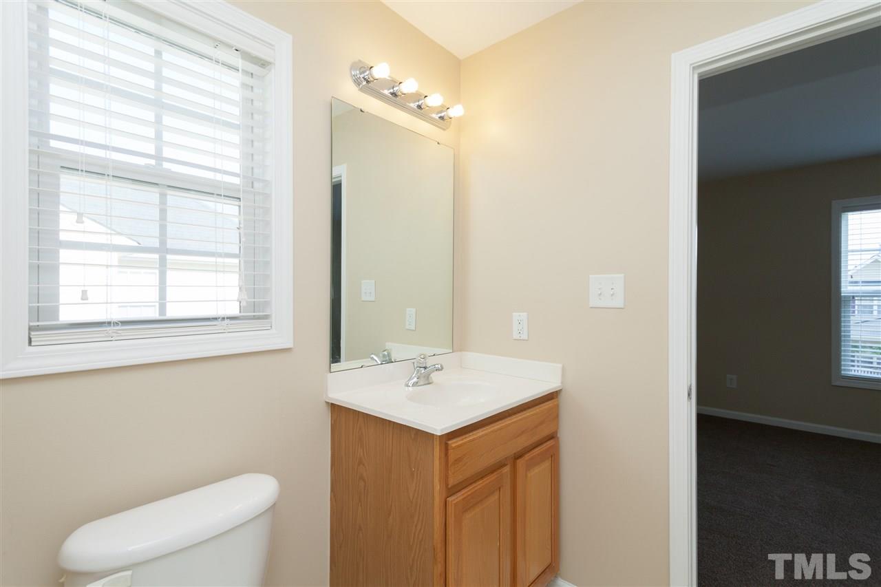 5820 Wynmore Road Raleigh, NC 27610 - Photo 20 of 25