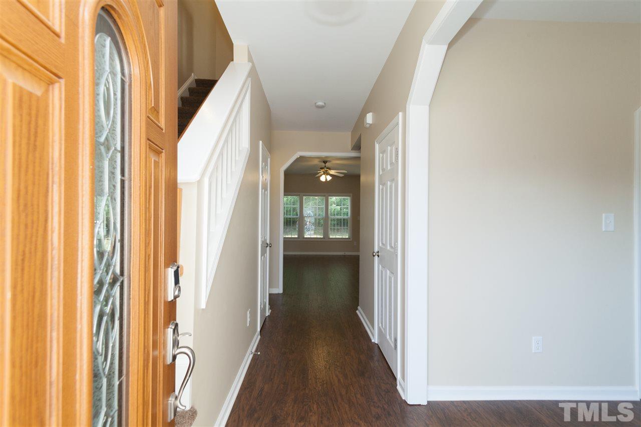 5820 Wynmore Road Raleigh, NC 27610 - Photo 3 of 25