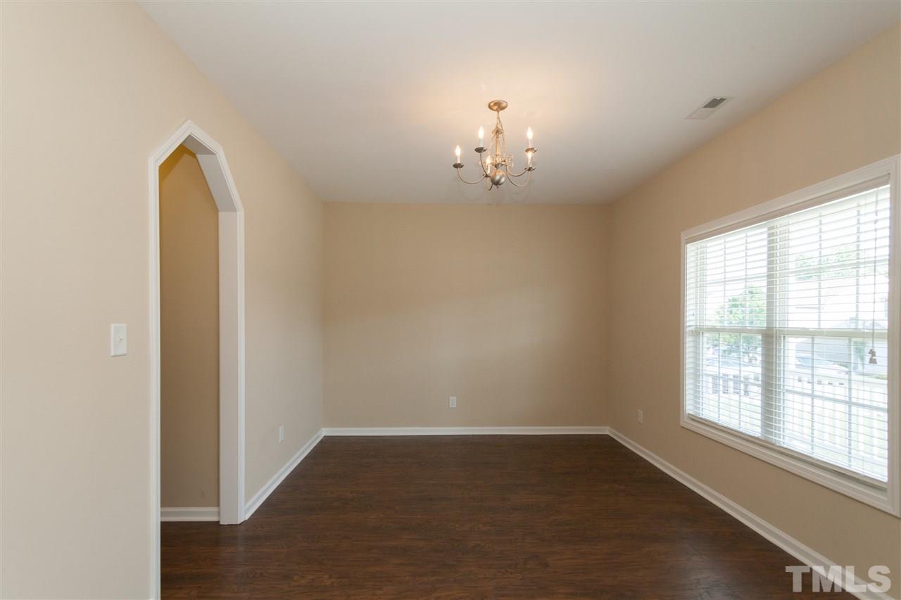 5820 Wynmore Road Raleigh, NC 27610 - Photo 4 of 25
