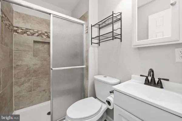 $435,000 | 415 Inca Road, Linden, VA 22642