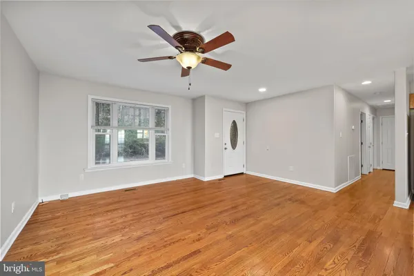 $435,000 | 415 Inca Road, Linden, VA 22642