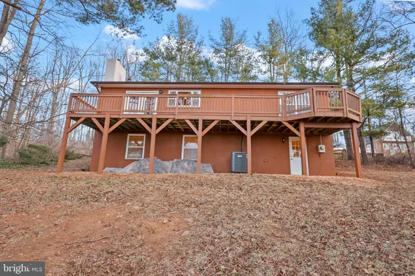 $435,000 | 415 Inca Road, Linden, VA 22642
