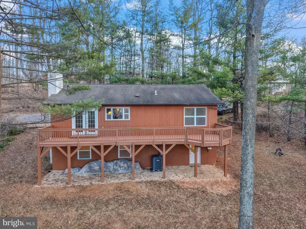 $435,000 | 415 Inca Road, Linden, VA 22642