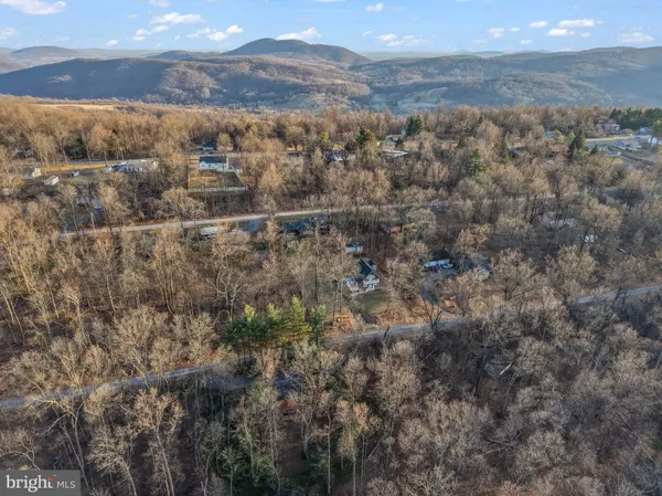 $435,000 | 415 Inca Road, Linden, VA 22642