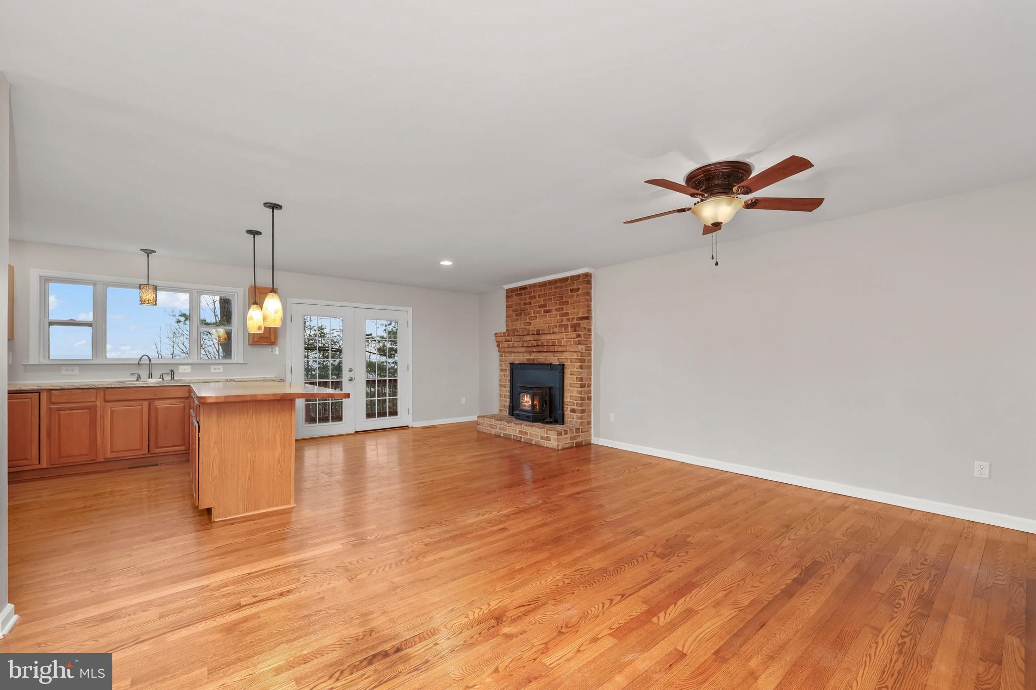 415 Inca Road Linden, VA 22642 - Photo 8 of 51 Living Room + Kitchen + Dining