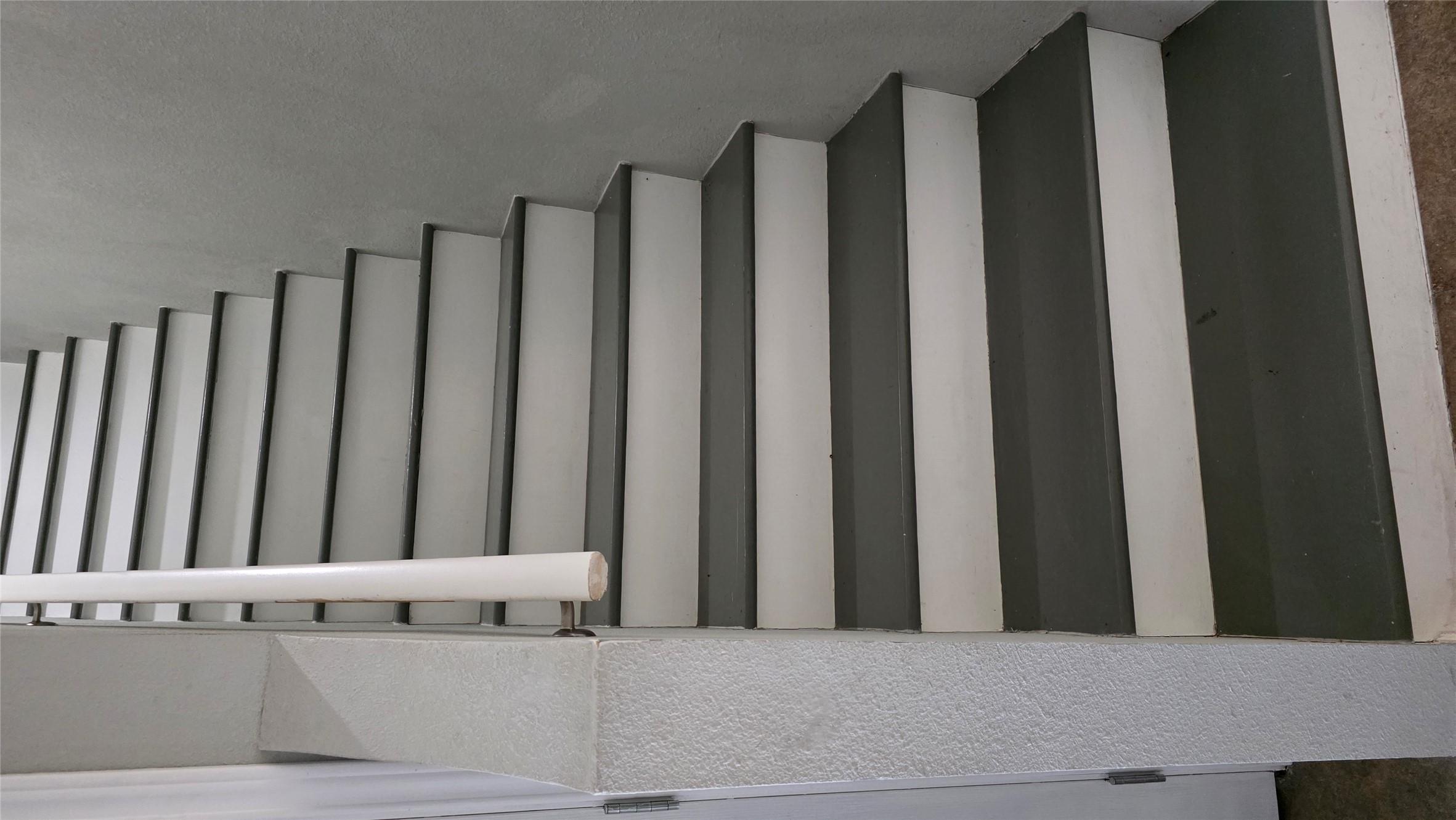 5605 Clyde Lane Austin, TX 78754 - Photo 9 of 26 a view of entryway