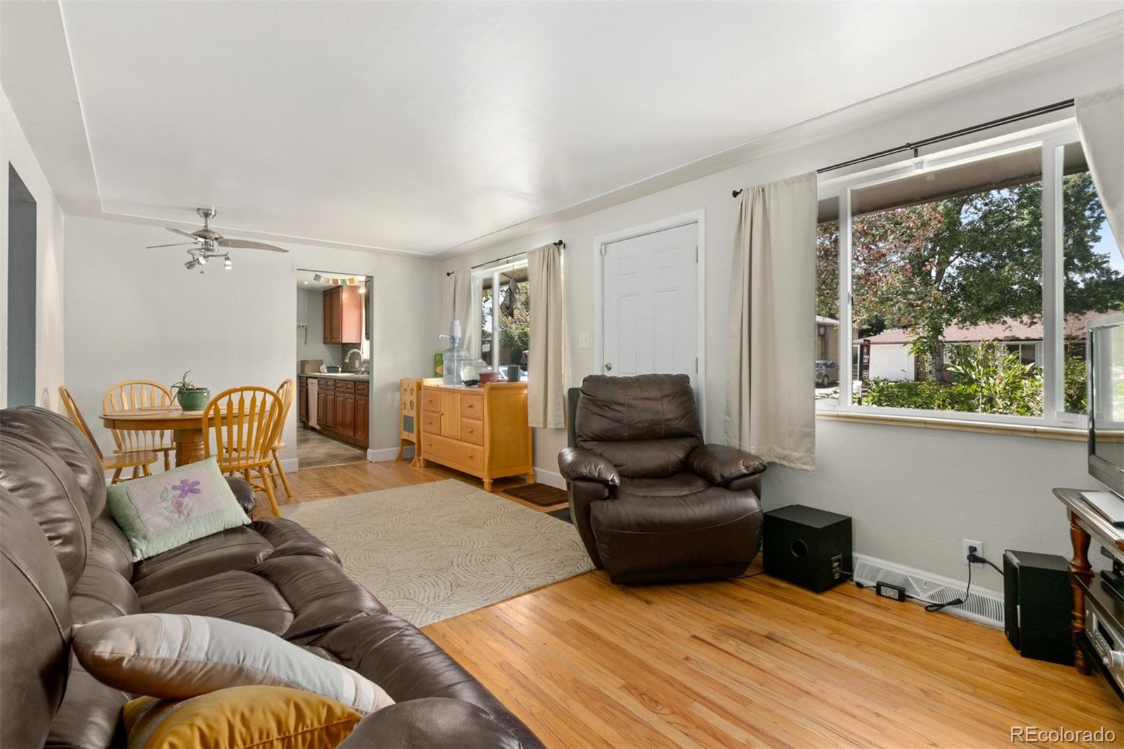 4692 Estes Street Wheat Ridge, CO 80033 - Photo 4 of 25 Gallery Image 4