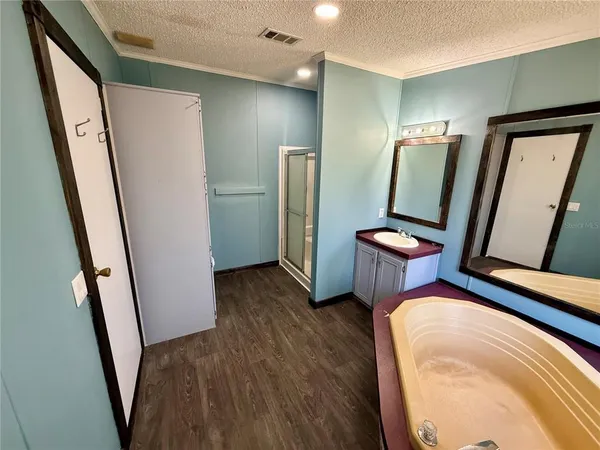 $1,400 | 15275 Northeast 238th Street, Fort McCoy, FL 32134