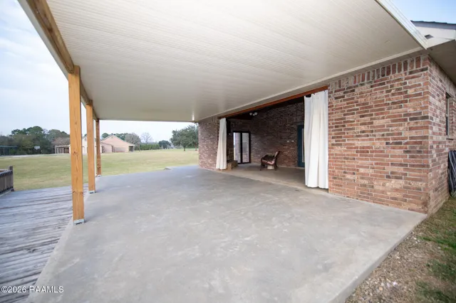 $475,000 | 293 Nezpique Lane, Iota, LA 70543