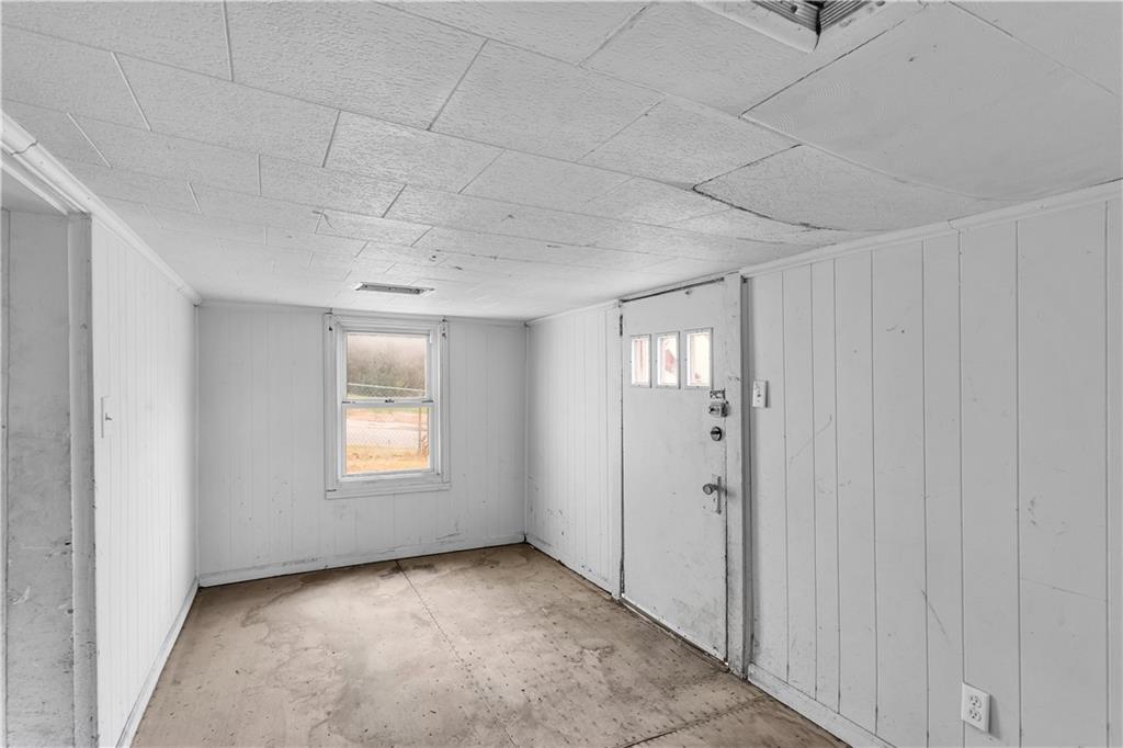 312 Lafferty Street Jeannette, PA 15644 - Photo 17 of 30