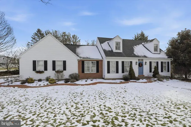 $450,000 | 1710 Crossfield Drive, Lancaster, PA 17603