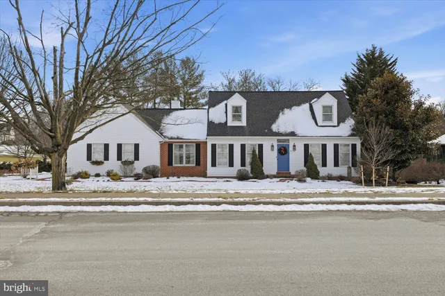 $450,000 | 1710 Crossfield Drive, Lancaster, PA 17603