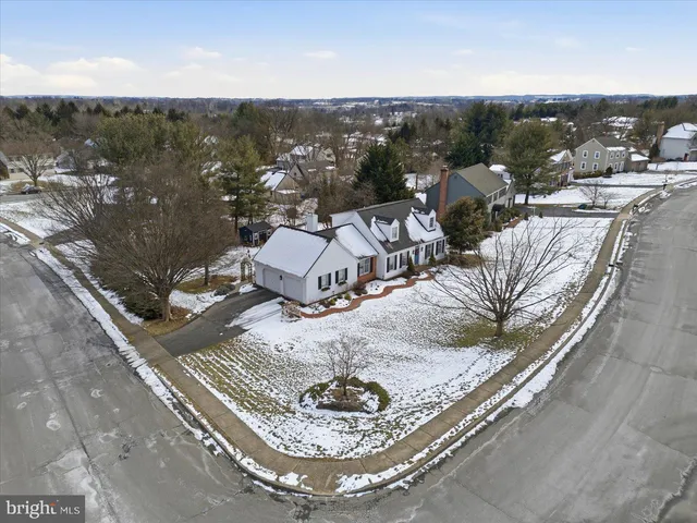 $450,000 | 1710 Crossfield Drive, Lancaster, PA 17603