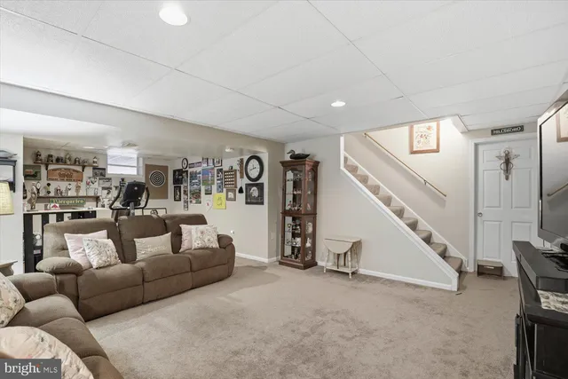 $450,000 | 1710 Crossfield Drive, Lancaster, PA 17603