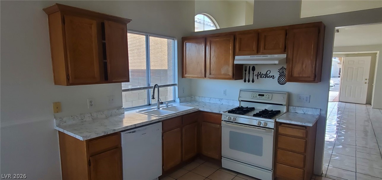 2119 Raspberry Hill Road Las Vegas, NV 89142 - Photo 5 of 24