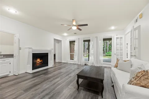 $460,000 | 14106 Haynes Drive, Houston, TX 77069