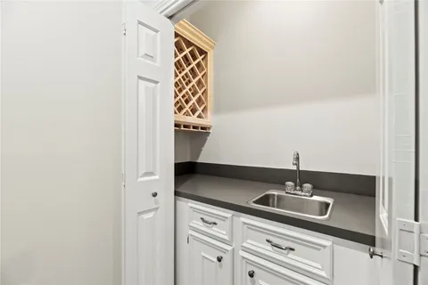 $460,000 | 14106 Haynes Drive, Houston, TX 77069