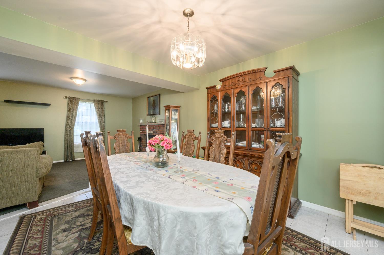 20 Snowdrift Lane Howell, NJ 07731 - Photo 9 of 35