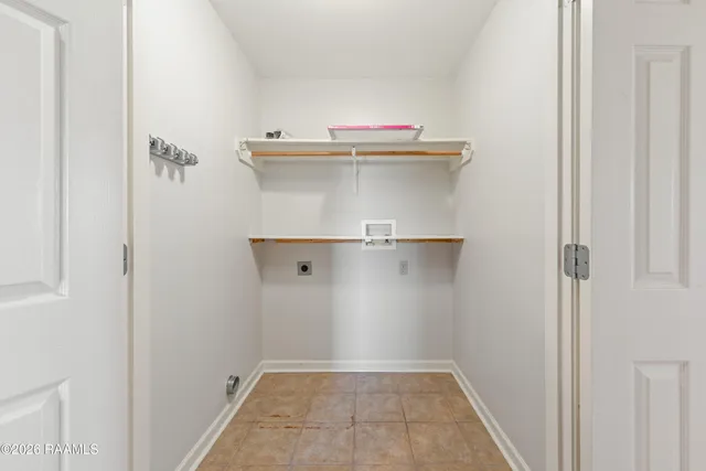 $200,000 | 100 Desert Storm Drive, Duson, LA 70529