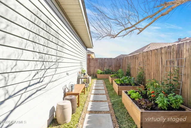 $200,000 | 100 Desert Storm Drive, Duson, LA 70529