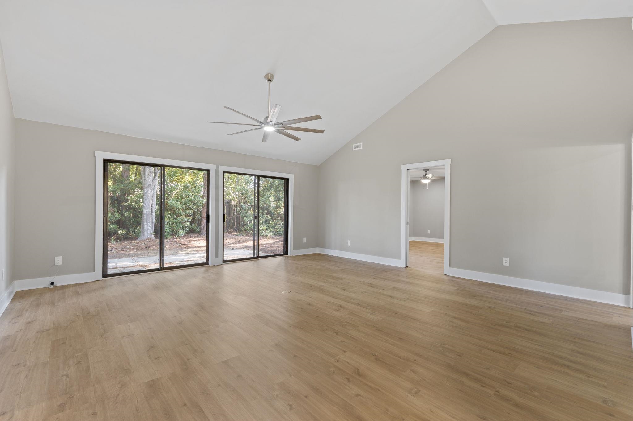 105 Moss Circle Conway, SC 29526 - Photo 3 of 42