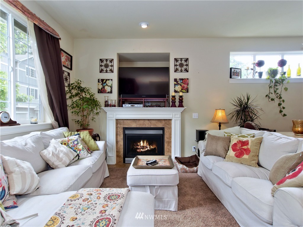 24066 40th Lane Southeast Bothell, WA 98021 - Photo 3 of 20