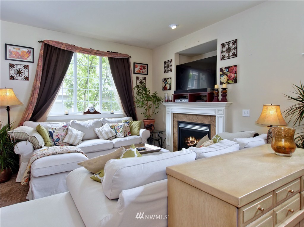 24066 40th Lane Southeast Bothell, WA 98021 - Photo 4 of 20