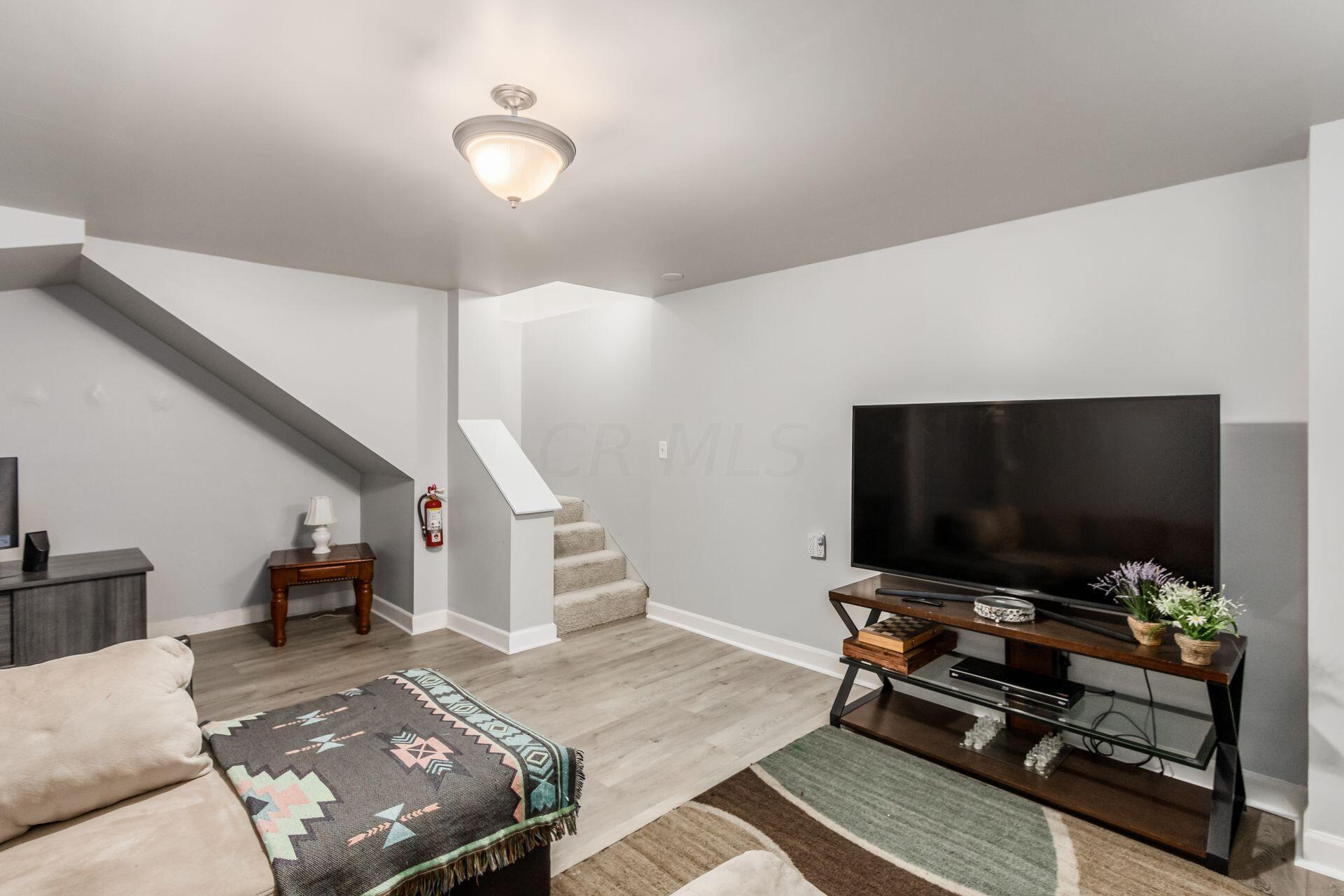 342 Holly Grove Road Lewis Center, OH 43035 - Photo 20 of 27 028__E 342 Holly Grove Rd-060