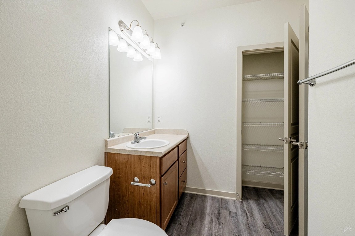 8515 Interstate 35, Unit 13214 Austin, TX 78744 - Photo 9 of 27 Move in by January 30th and enjoy 8 weeks FREE rent! Restrictions may apply — contact our leasing office for details.