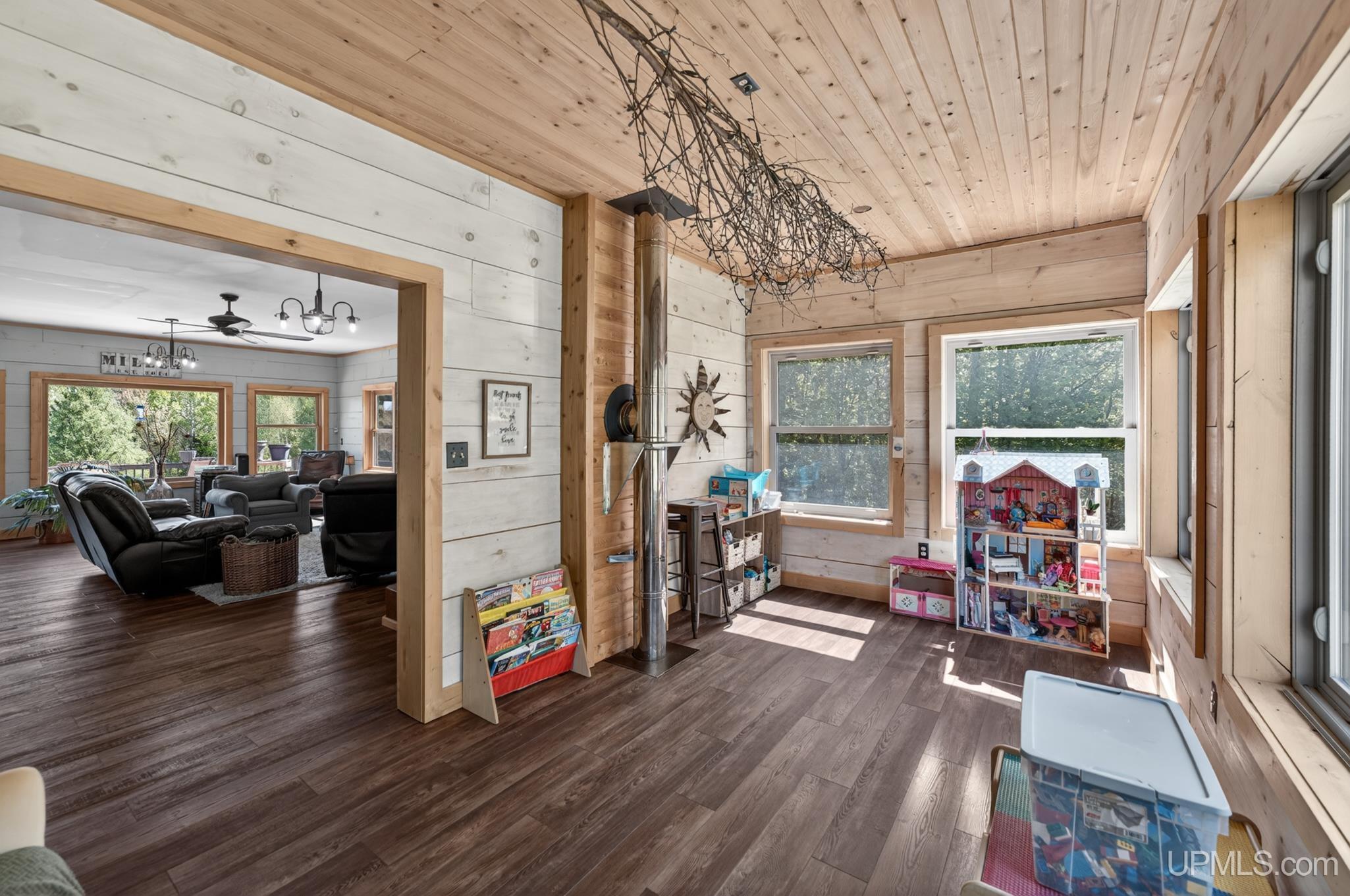 330 Little Lake Road Marquette, MI 49855 - Photo 14 of 73