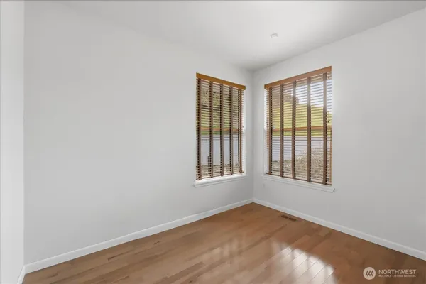 $646,000 | 3012 North Narrows Drive, Unit 1, Tacoma, WA 98407