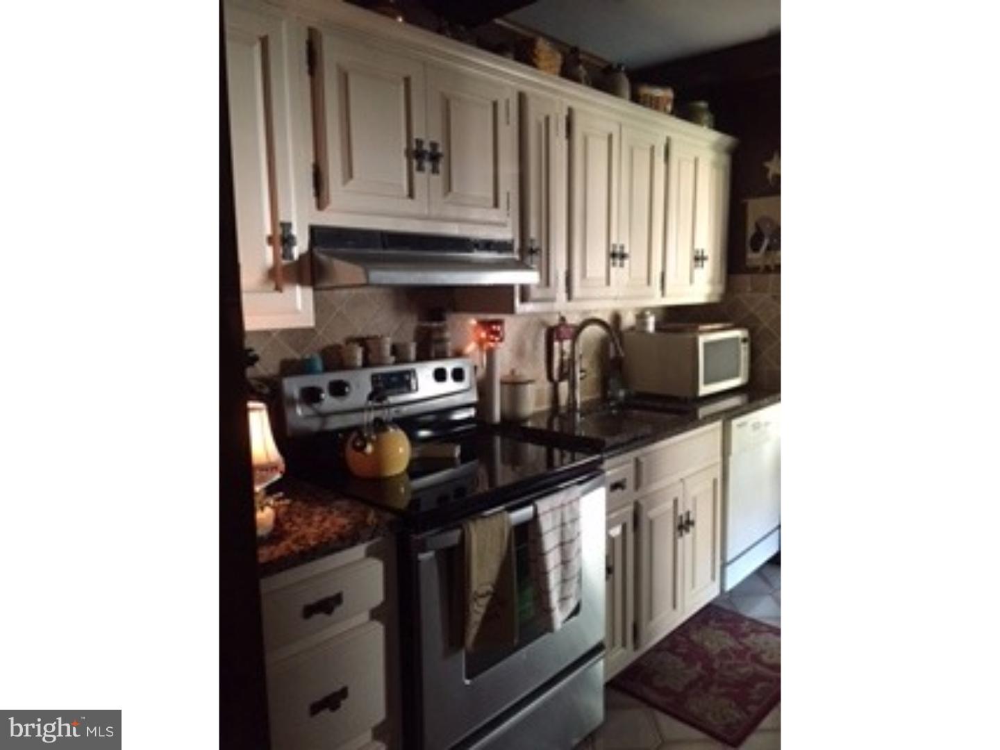 614 Beaumont Road Fairless Hills, PA 19030 - Photo 7 of 16 Kitchen
