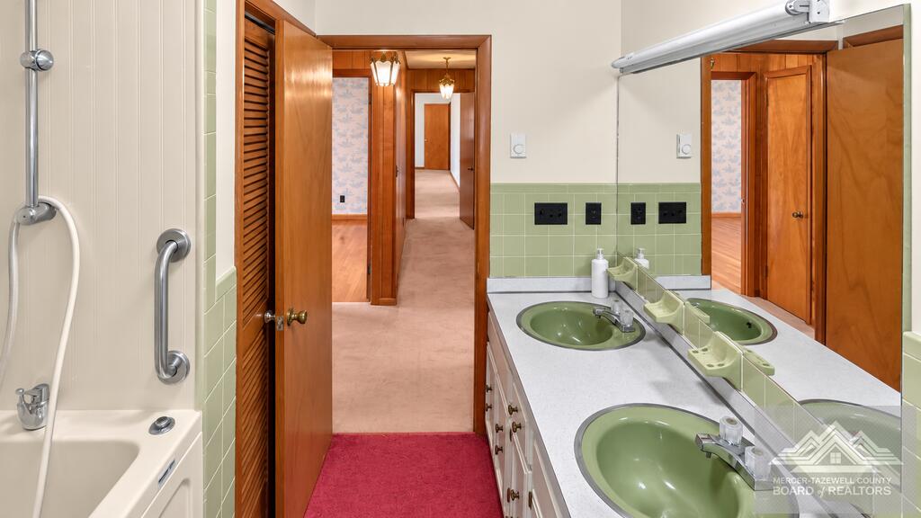 7040 New Hope Road Bluefield, WV 24701 - Photo 83 of 137 Gallery Image 83