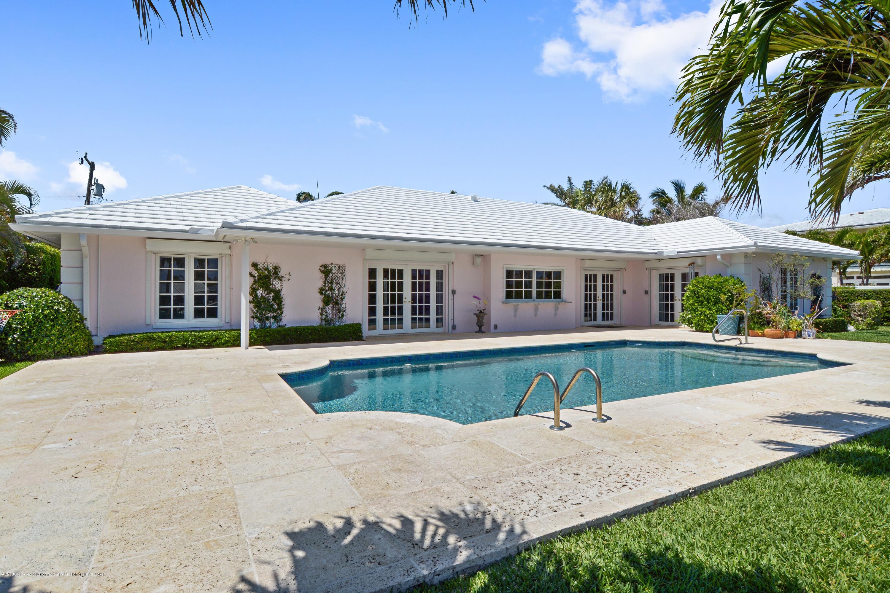 2253 Ibis Isle Road East Palm Beach, FL 33480 - Photo 2 of 49 22_2253IbisIsleRoad_26_BackYard_HiRes