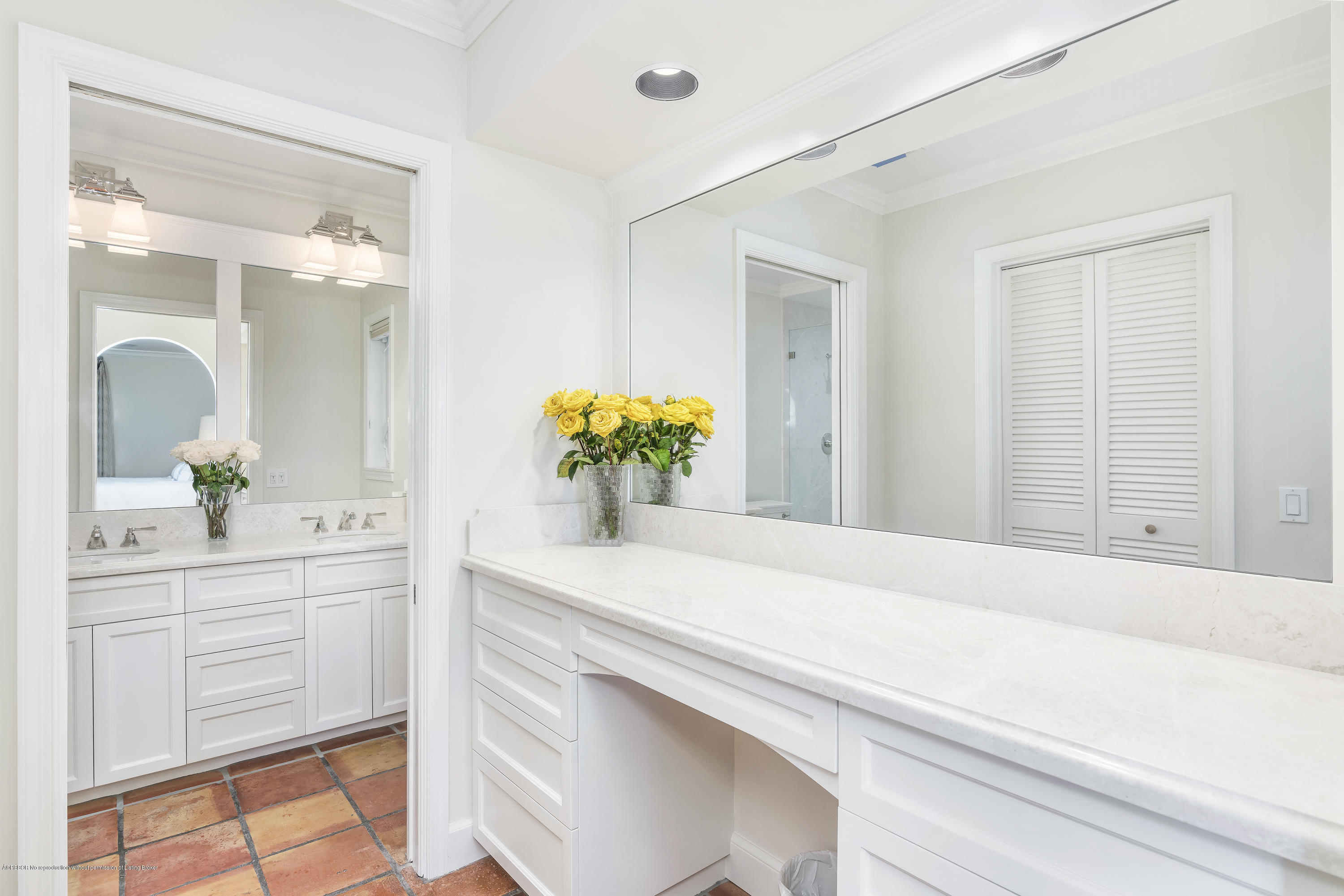 2253 Ibis Isle Road East Palm Beach, FL 33480 - Photo 17 of 49 Int_Hi_Rez3964
