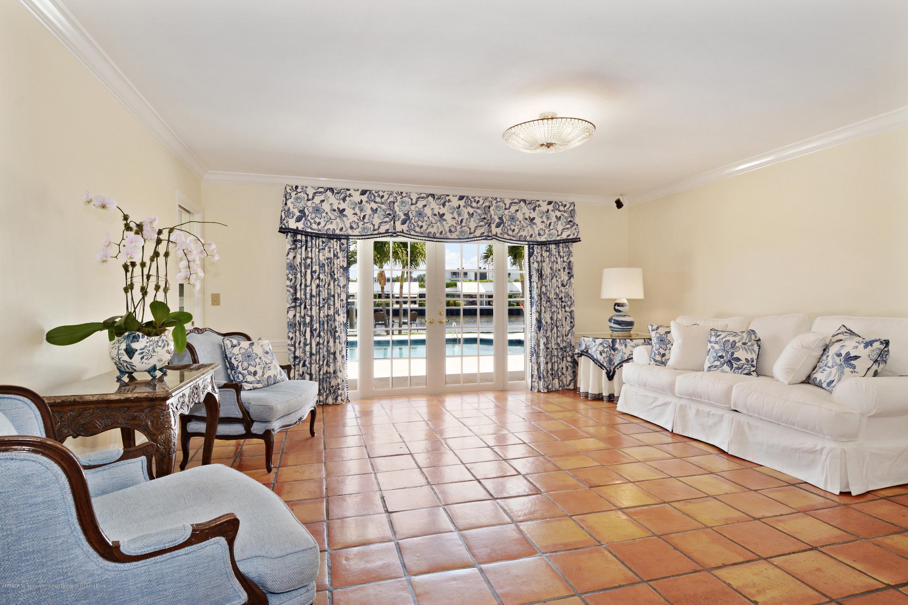 2253 Ibis Isle Road East Palm Beach, FL 33480 - Photo 8 of 49 07_2253IbisIsleRoad_3_FamilyRoom_HiRes