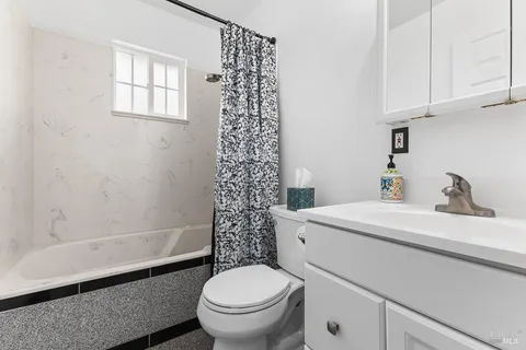 $725,000 | 7866 Burton Avenue, Rohnert Park, CA 94928