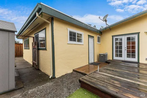 $725,000 | 7866 Burton Avenue, Rohnert Park, CA 94928