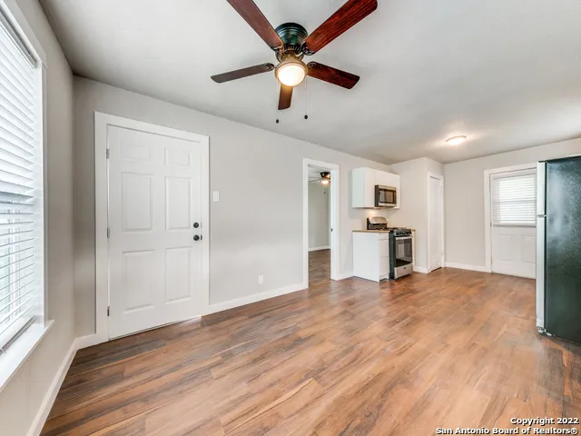 $850 | 1519 East Southcross, Unit 2, San Antonio, TX 78223