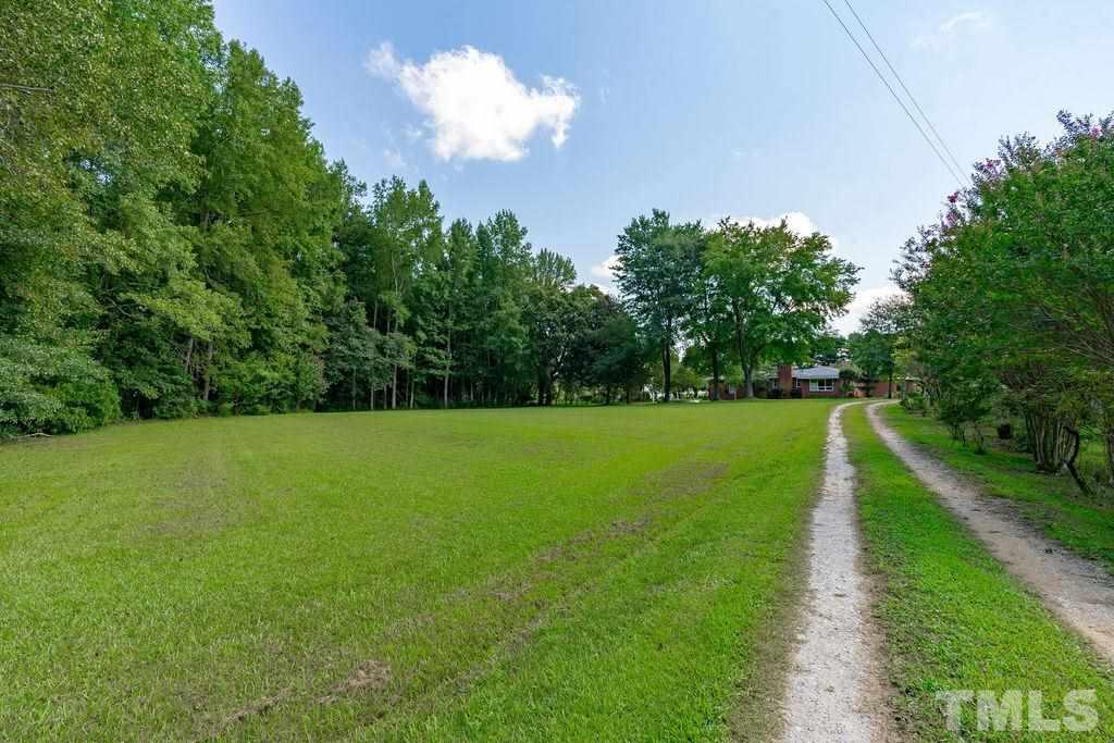 940 Hood Farm Road Clayton, NC 27520 - Photo 2 of 29 Gallery Image 2