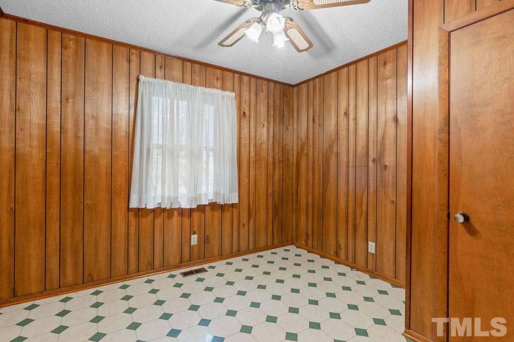 940 Hood Farm Road Clayton, NC 27520 - Photo 18 of 29 Gallery Image 18