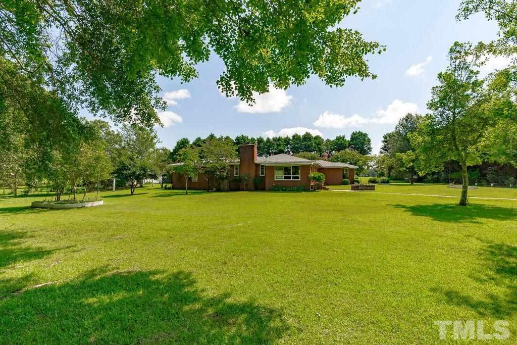 940 Hood Farm Road Clayton, NC 27520 - Photo 3 of 29 Gallery Image 3