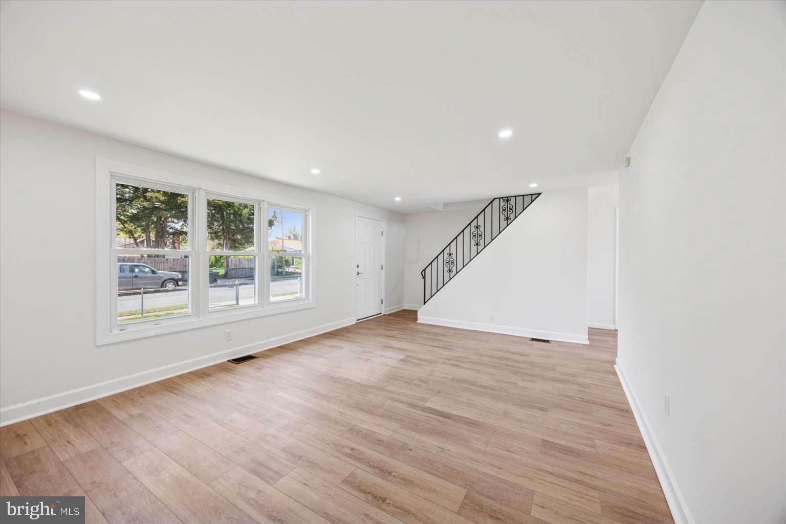 18 Oaklanding Road Lumberton, NJ 08048 - Photo 4 of 30 Gallery Image 4